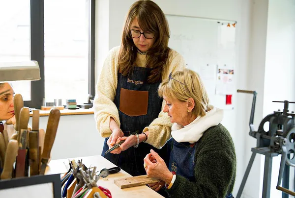 Fabriquez votre bague en argent massif et laiton avec Bérangère - Afbeelding nr. 3 - Wecandoo