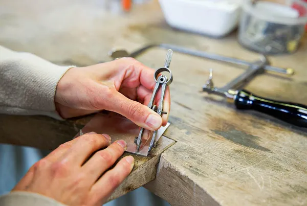 Fabriquez vos boucles d'oreilles avec Bérangère - Afbeelding nr. 4 - Wecandoo