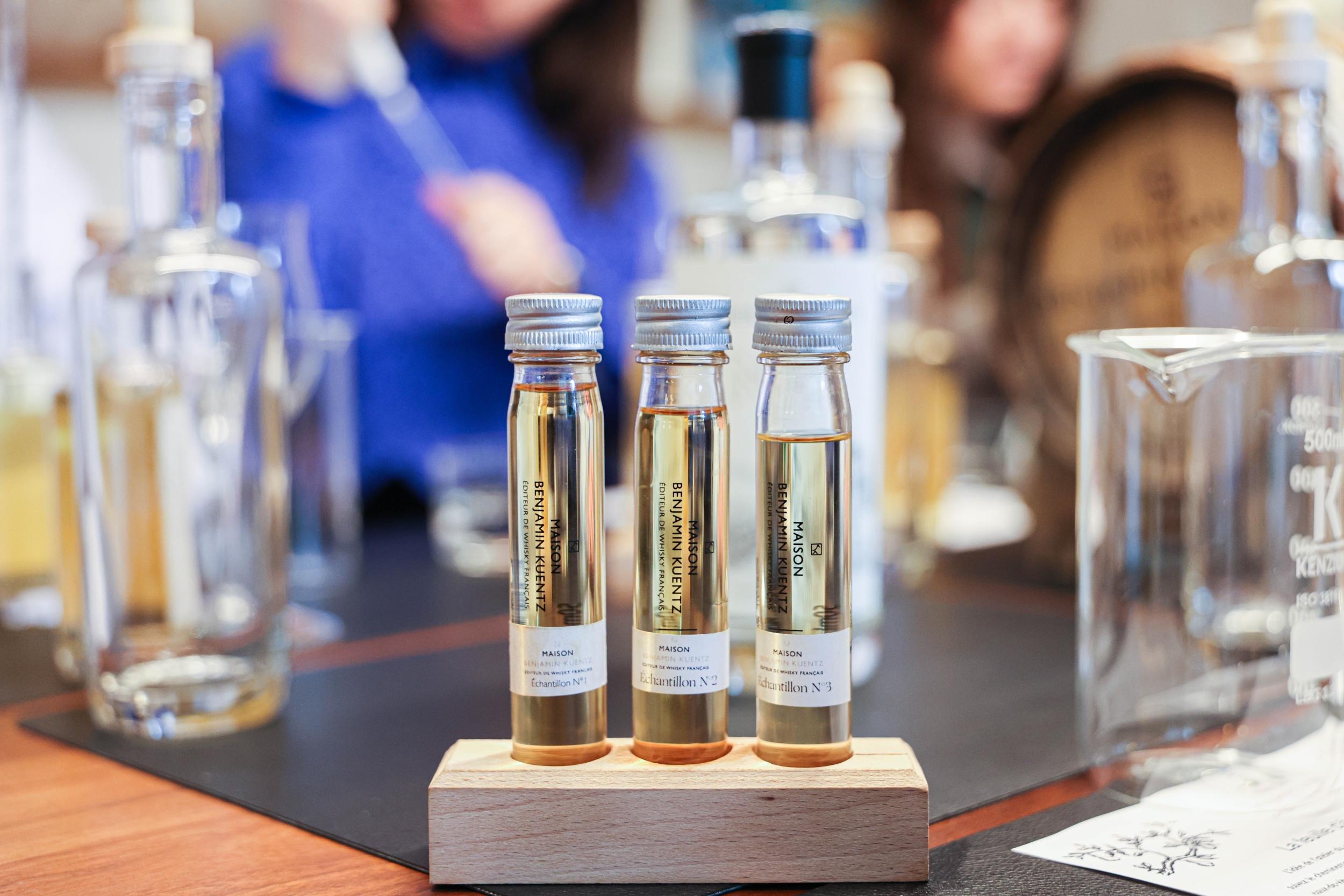 Wecandoo - Créez votre propre whisky (50cl) avec Benjamin et son équipe - Image n°7
