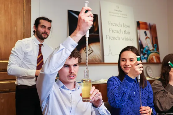 Créez votre propre whisky (50cl) avec Benjamin et son équipe - Image n°3 - Wecandoo