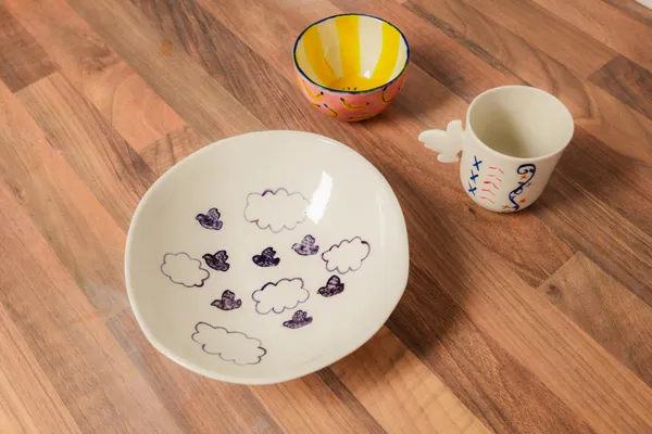 Initiez-vous au décor sur porcelaine avec Marion - Image n°5 - Wecandoo