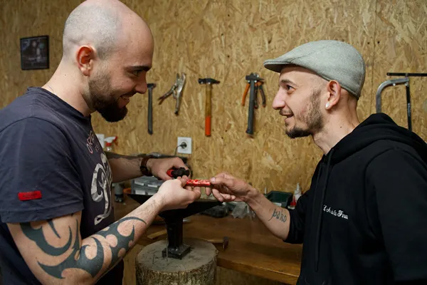 Réalisez votre couteau pliant avec Pascal, coutelier - Image n°3 - Wecandoo