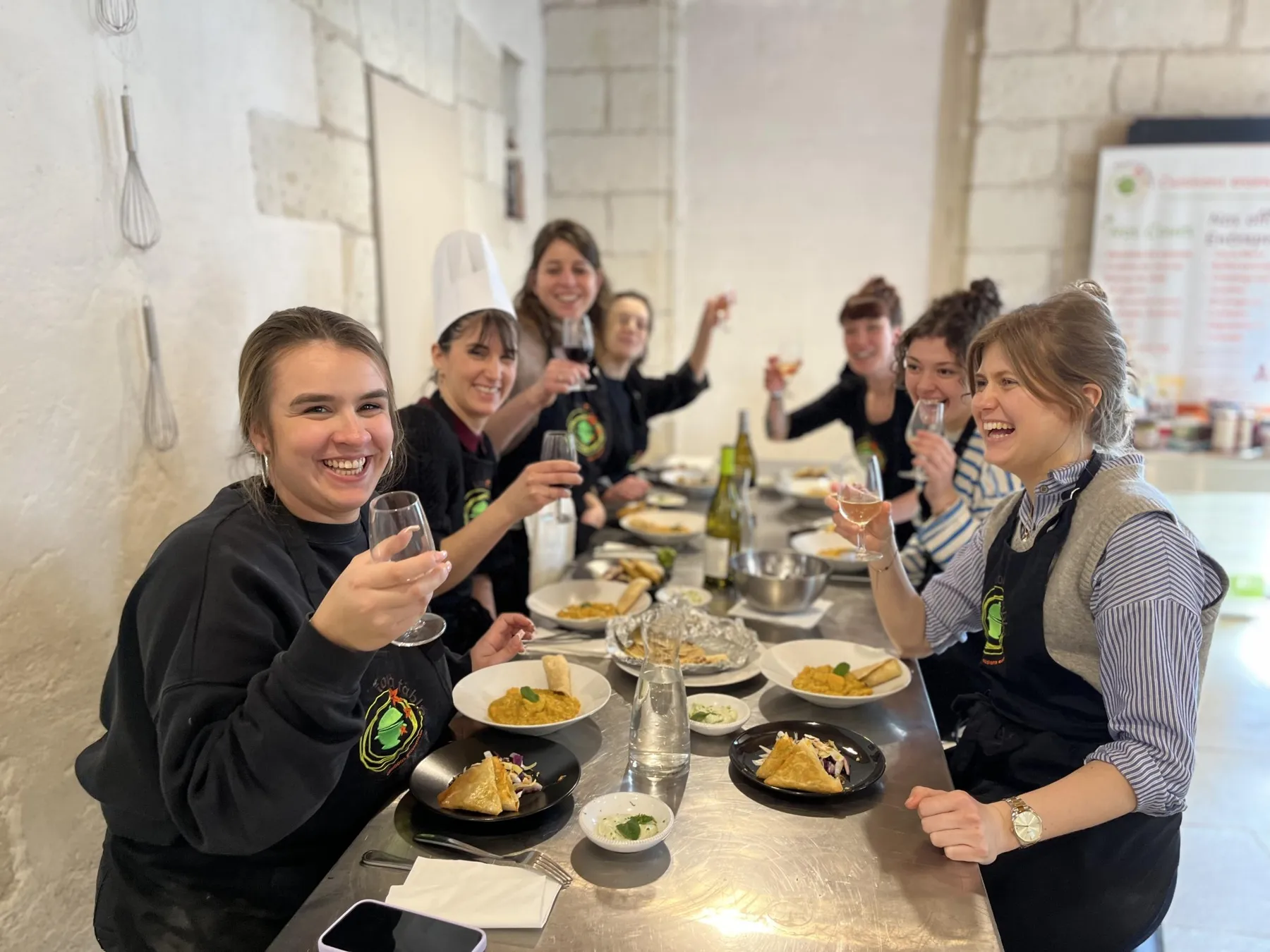 Réunissez votre équipe et initiez-vous à la cuisine asiatique avec Caroline et son équipe - Image n°4 - Wecandoo