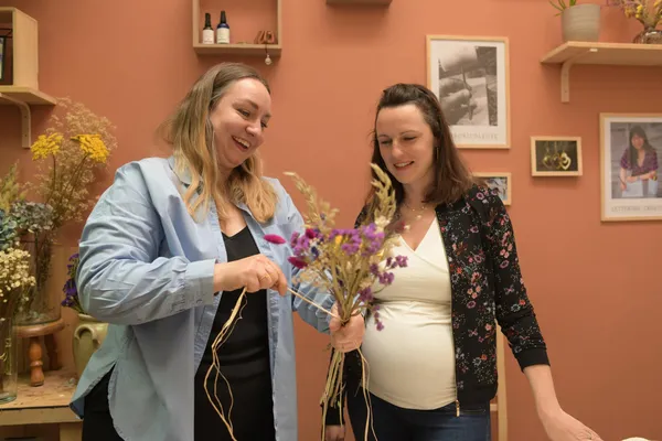 Réalisez votre bouquet de fleurs séchées avec Shirley - Image n°3 - Wecandoo