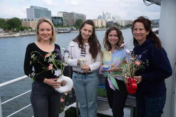 Décorez votre bouquet de fleurs en céramique avec Laurence - Image n°5 - Wecandoo