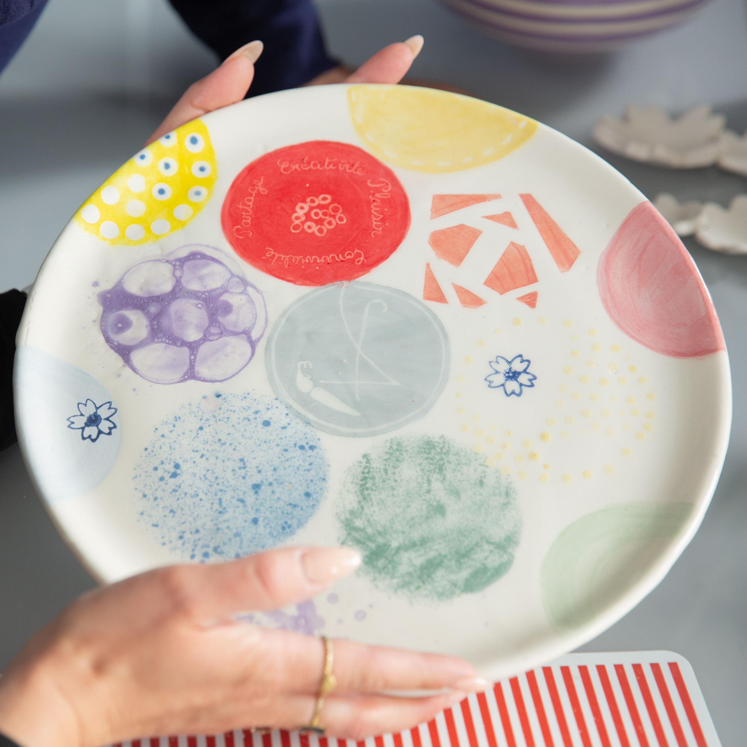 Initiez-vous au décor sur céramique