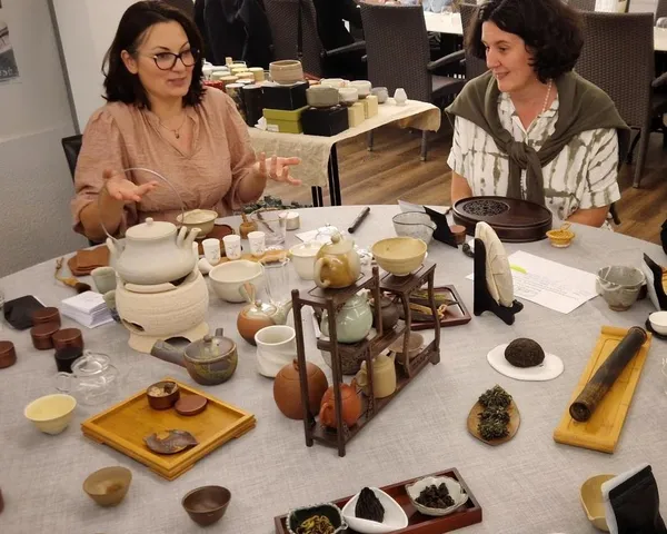 Initiez-vous à la dégustation de thé avec Ekaterina - Afbeelding nr. 5 - Wecandoo