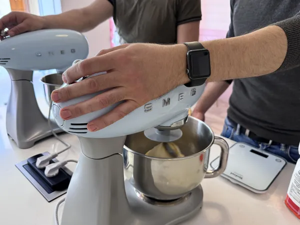 Réalisez votre délicieuse brioche à la praline avec Hana - Image n°4 - Wecandoo