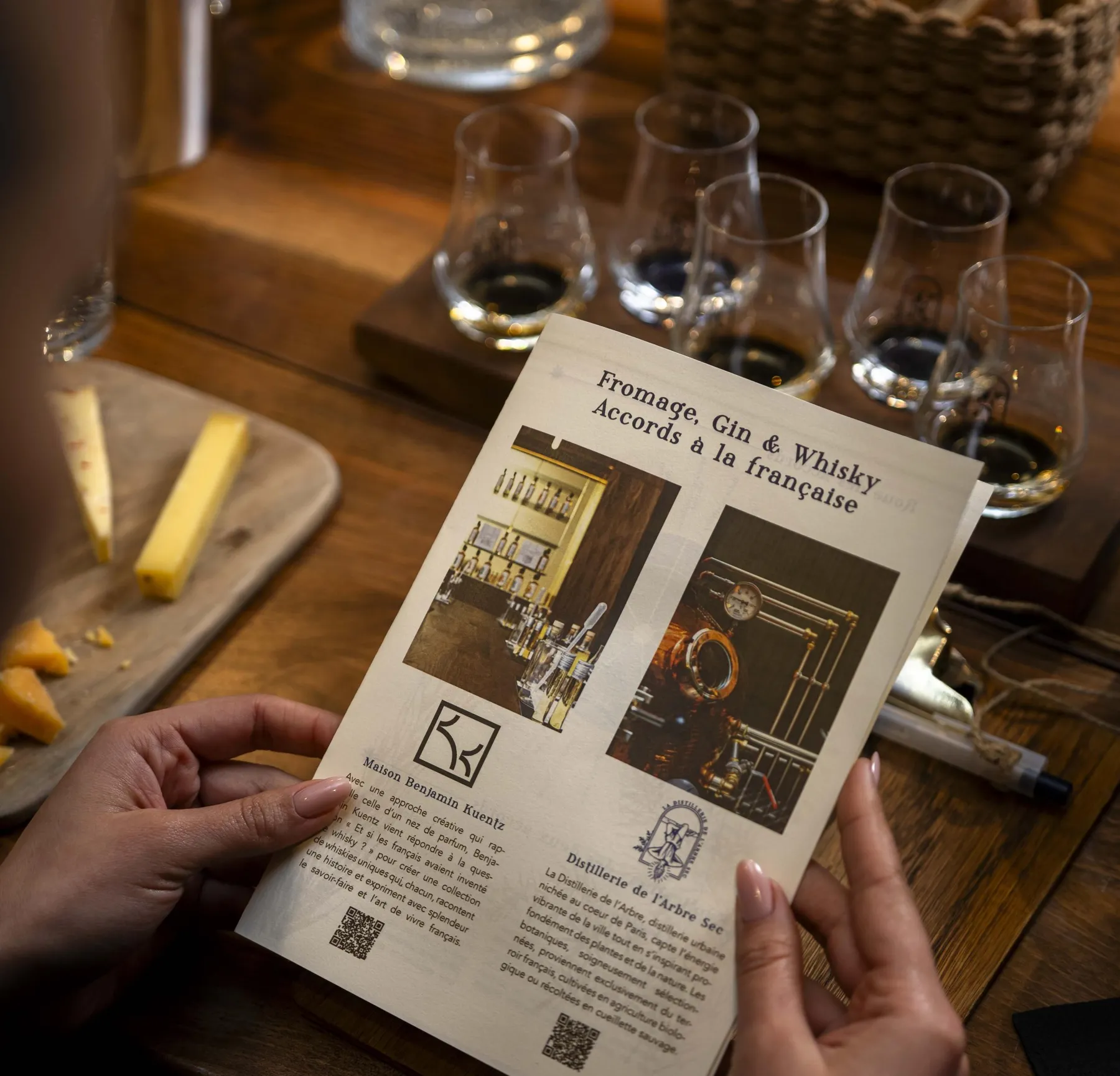 Initiez-vous aux accords d'exception, entre spiritueux français et fromages avec Charlotte - Afbeelding nr. 1 - Wecandoo