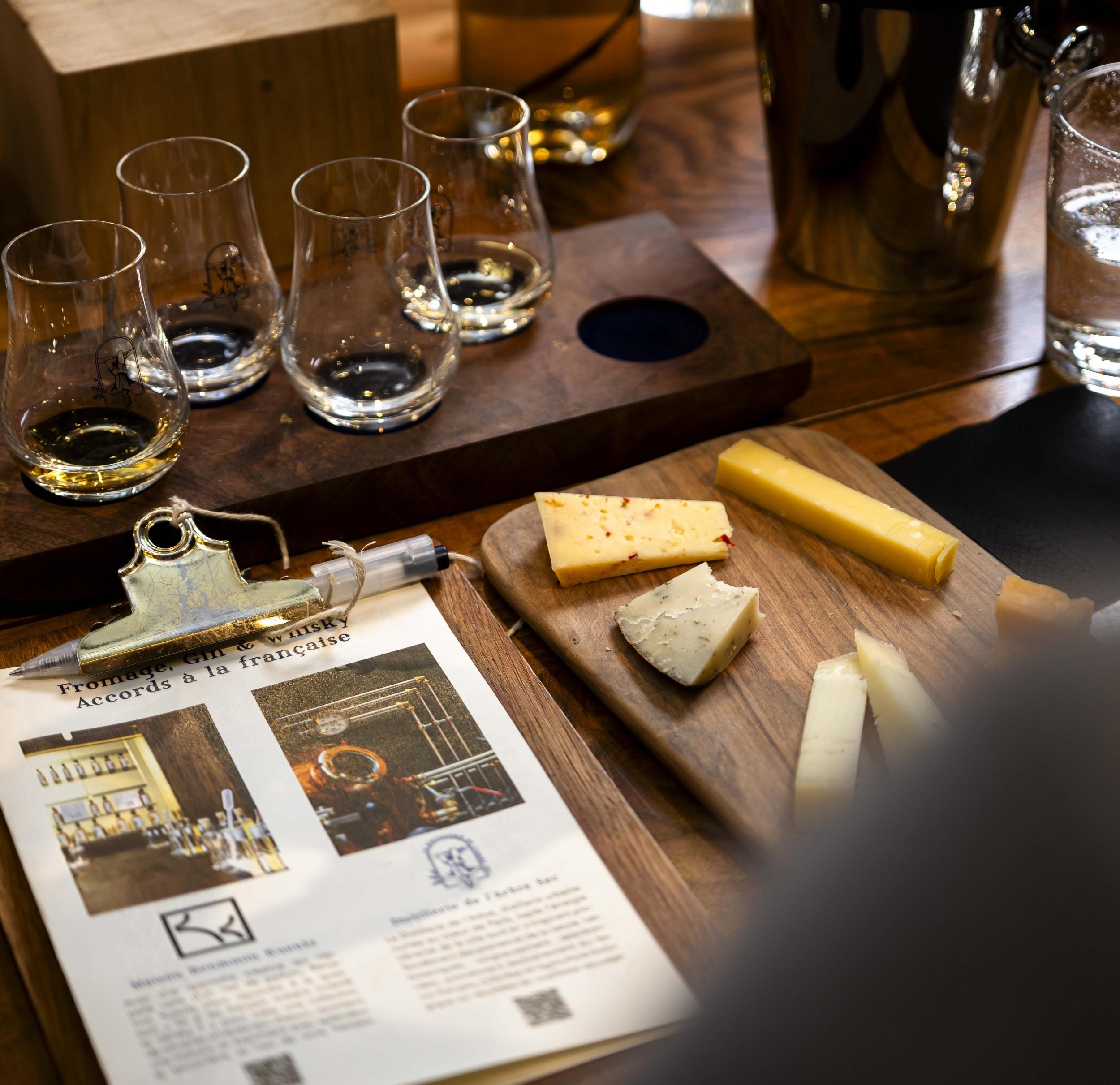 Wecandoo - Mariez fromages, gin et whisky avec Charlotte - Image n°6