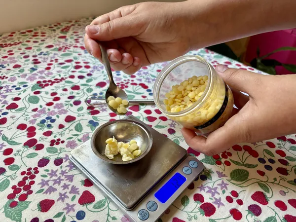 Fabriquez votre duo de produits de maquillage naturels avec Florine - Image n°3 - Wecandoo