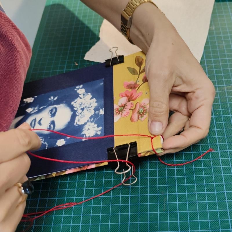 Wecandoo - Créez votre carnet avec une linogravure ou un cyanotype - Image n°6