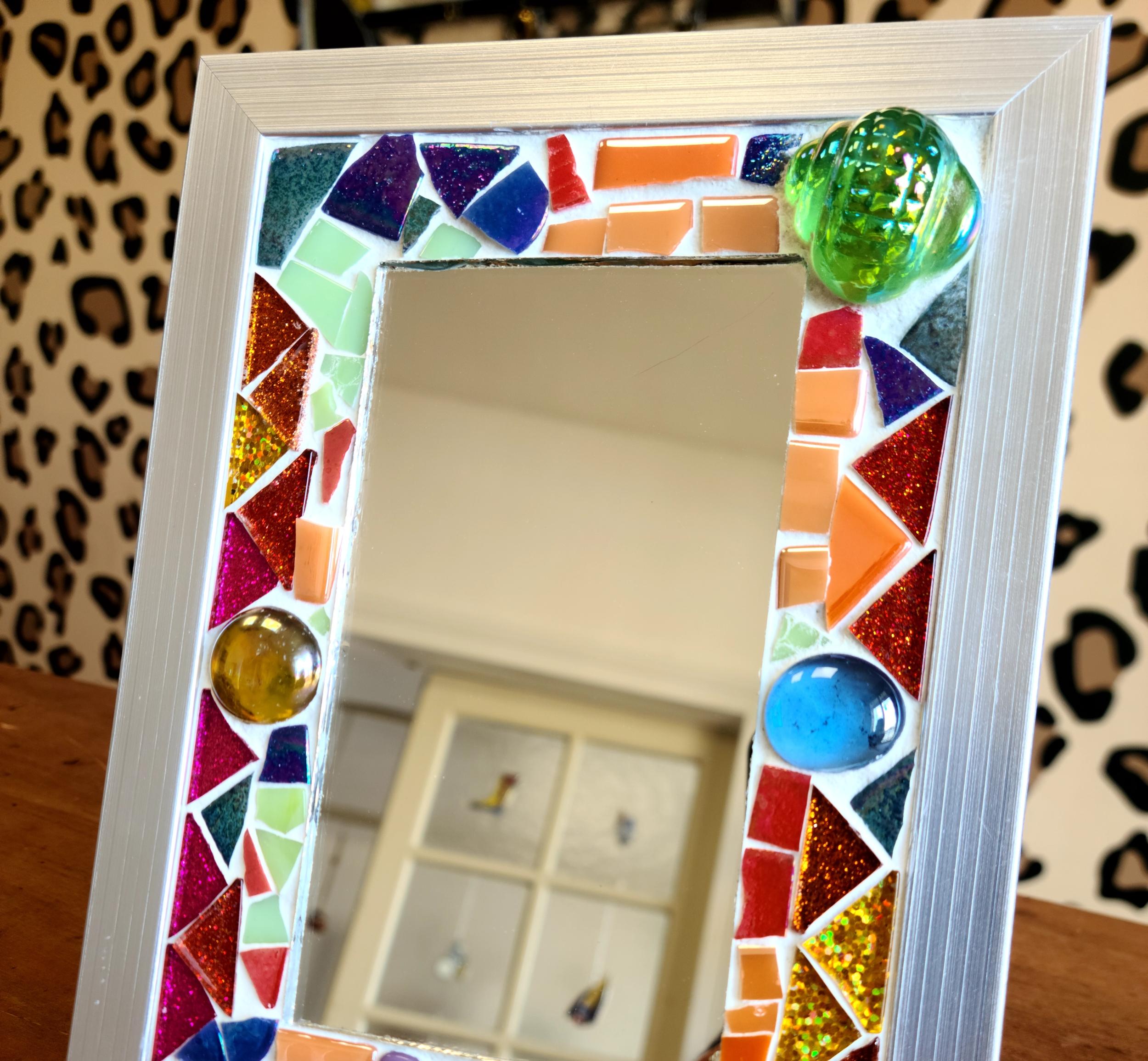 Wecandoo - Participez à un atelier mosaïque en duo avec votre enfant accompagnés par Amandine - Image n°9