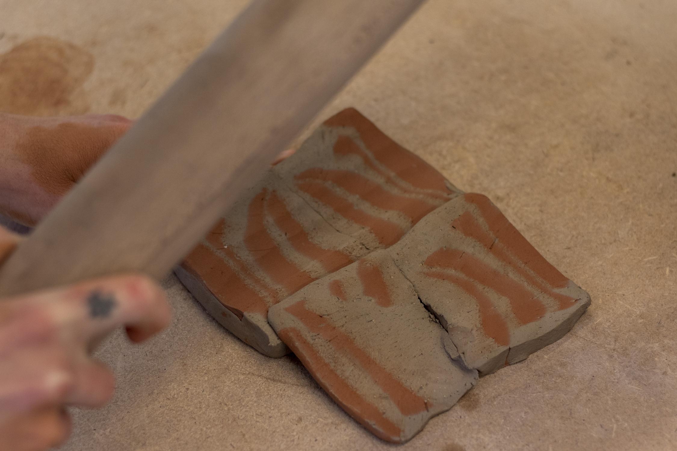 Initiez-vous à la technique de la terre-mêlée avec Sandra - Image n°7 - Wecandoo