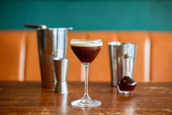 Créez vos liqueurs et cocktails parisiens en duo avec Aymeric, Francisco et Julien - Image n°4 - Wecandoo