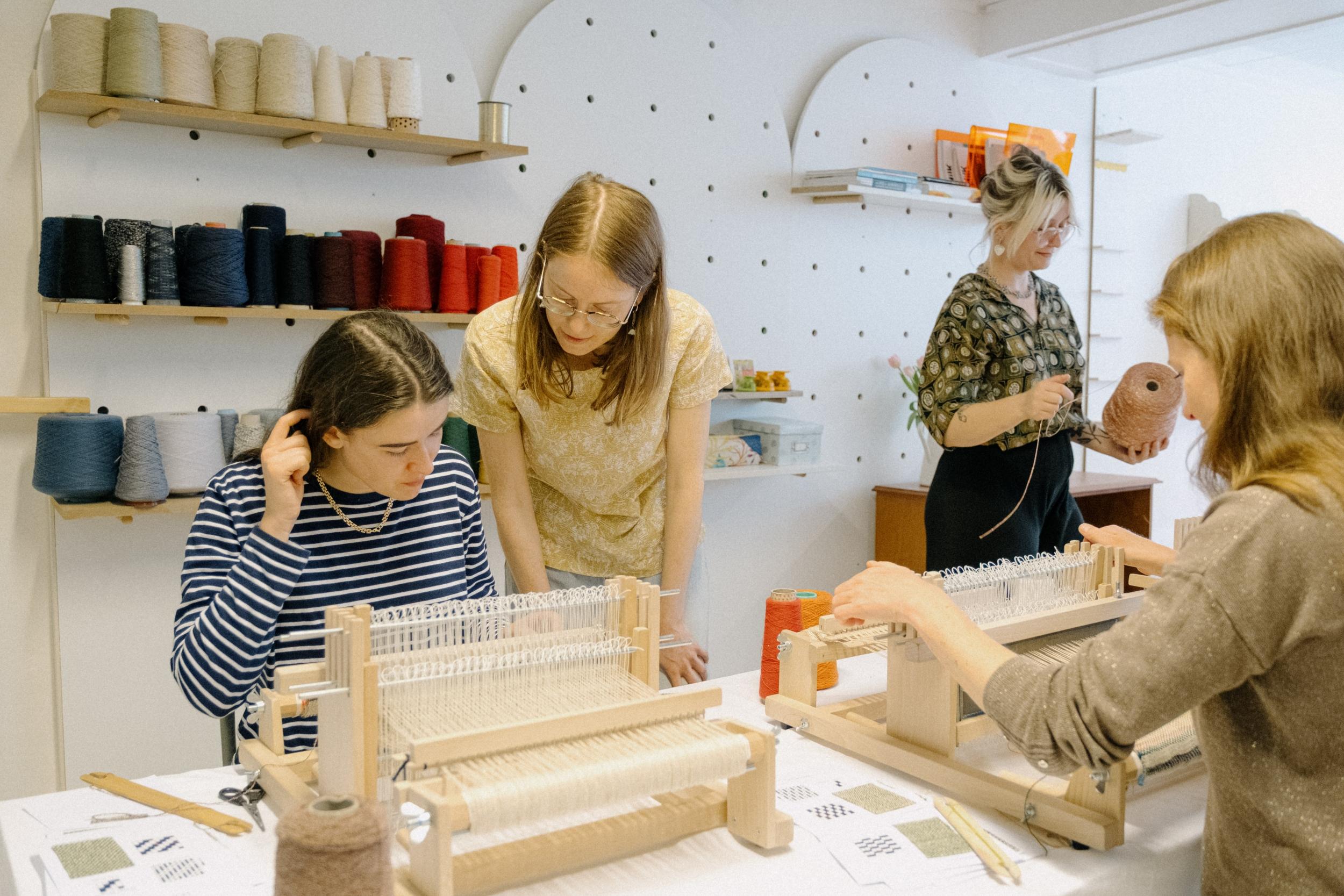 Initiez-vous à l’art du tissage sur métier avec Coline - Image n°5 - Wecandoo