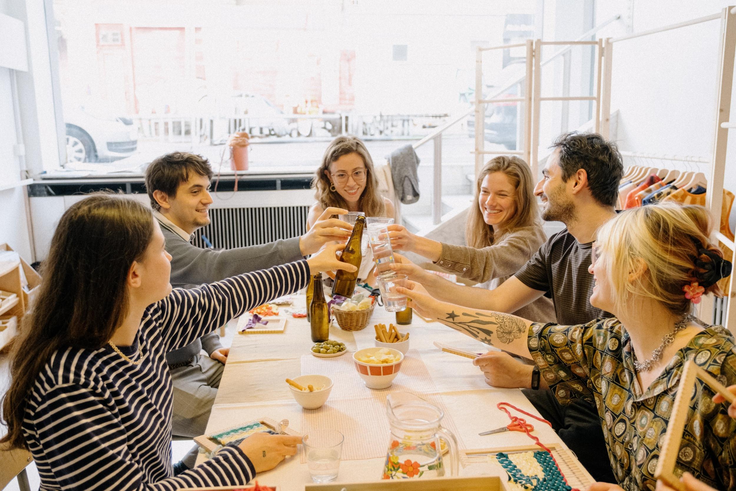 Tissez sur cadre autour d’un apéro avec Coline - Image n°2 - Wecandoo