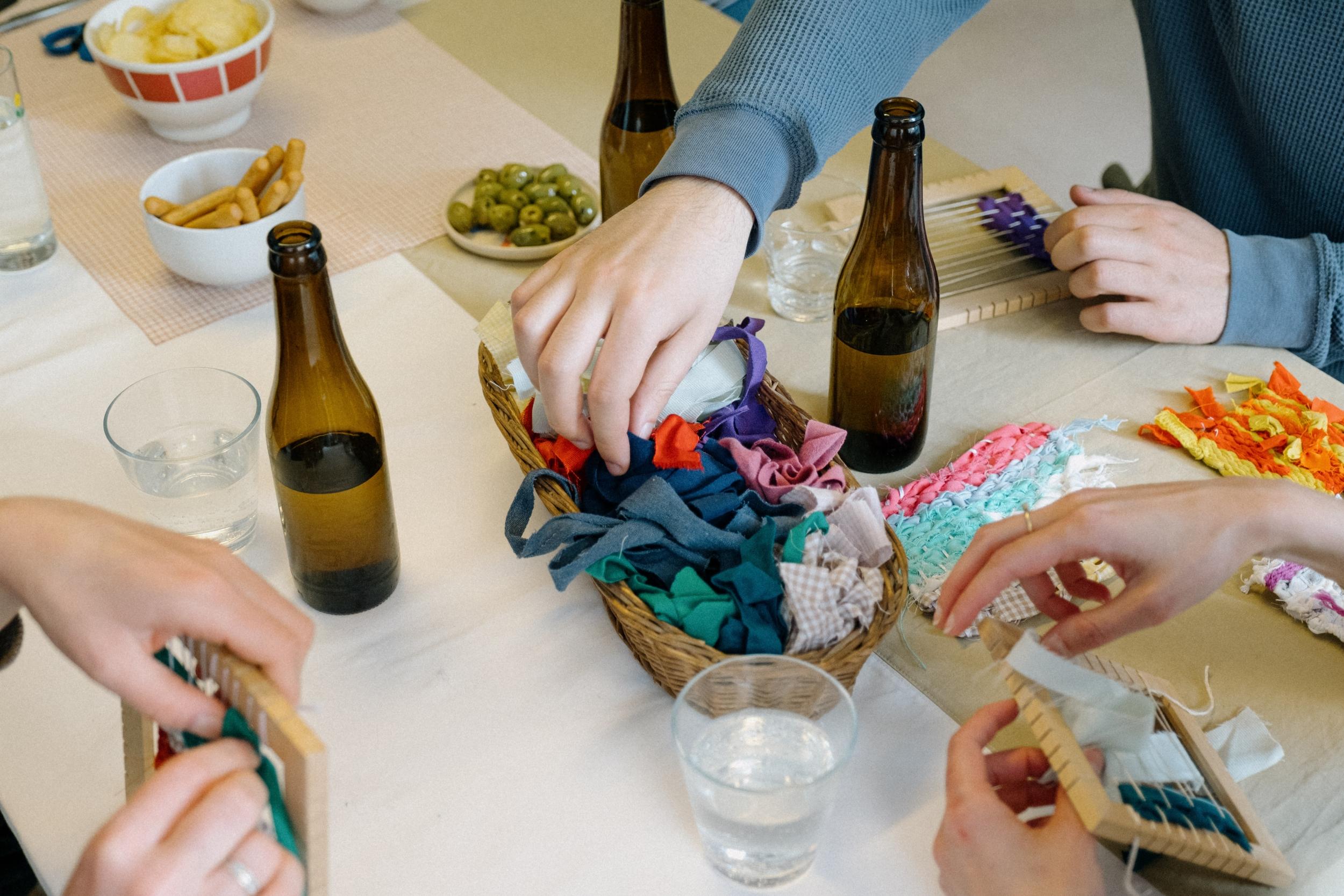 Tissez sur cadre autour d’un apéro avec Coline - Image n°4 - Wecandoo