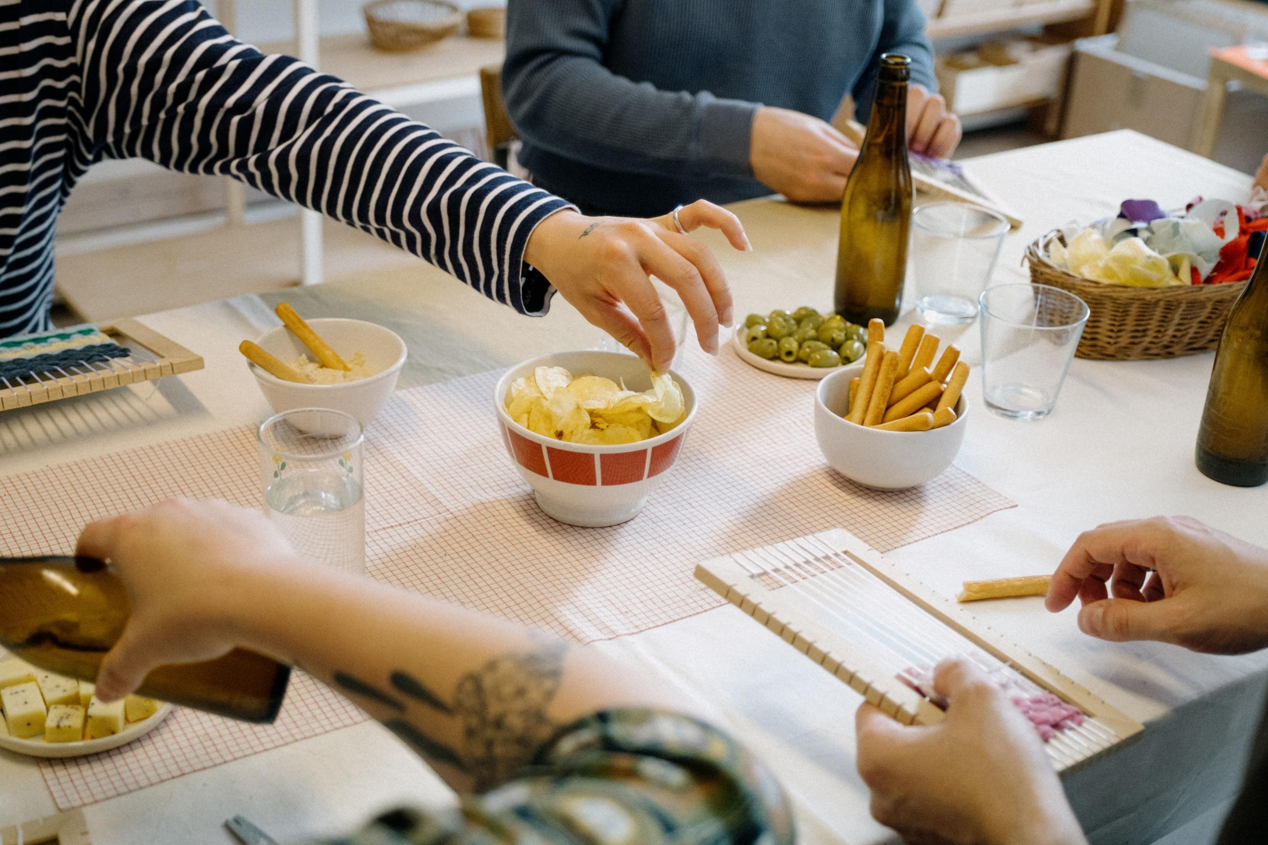 Tissez sur cadre autour d’un apéro avec Coline - Image n°5 - Wecandoo