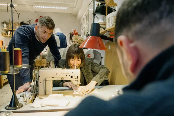 Créez votre gilet de costume pour homme sur une journée avec Giordano - Image n°4 - Wecandoo