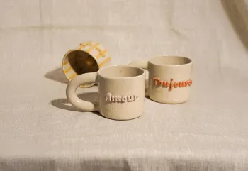 Wecandoo - Modelez votre mug personnalisé