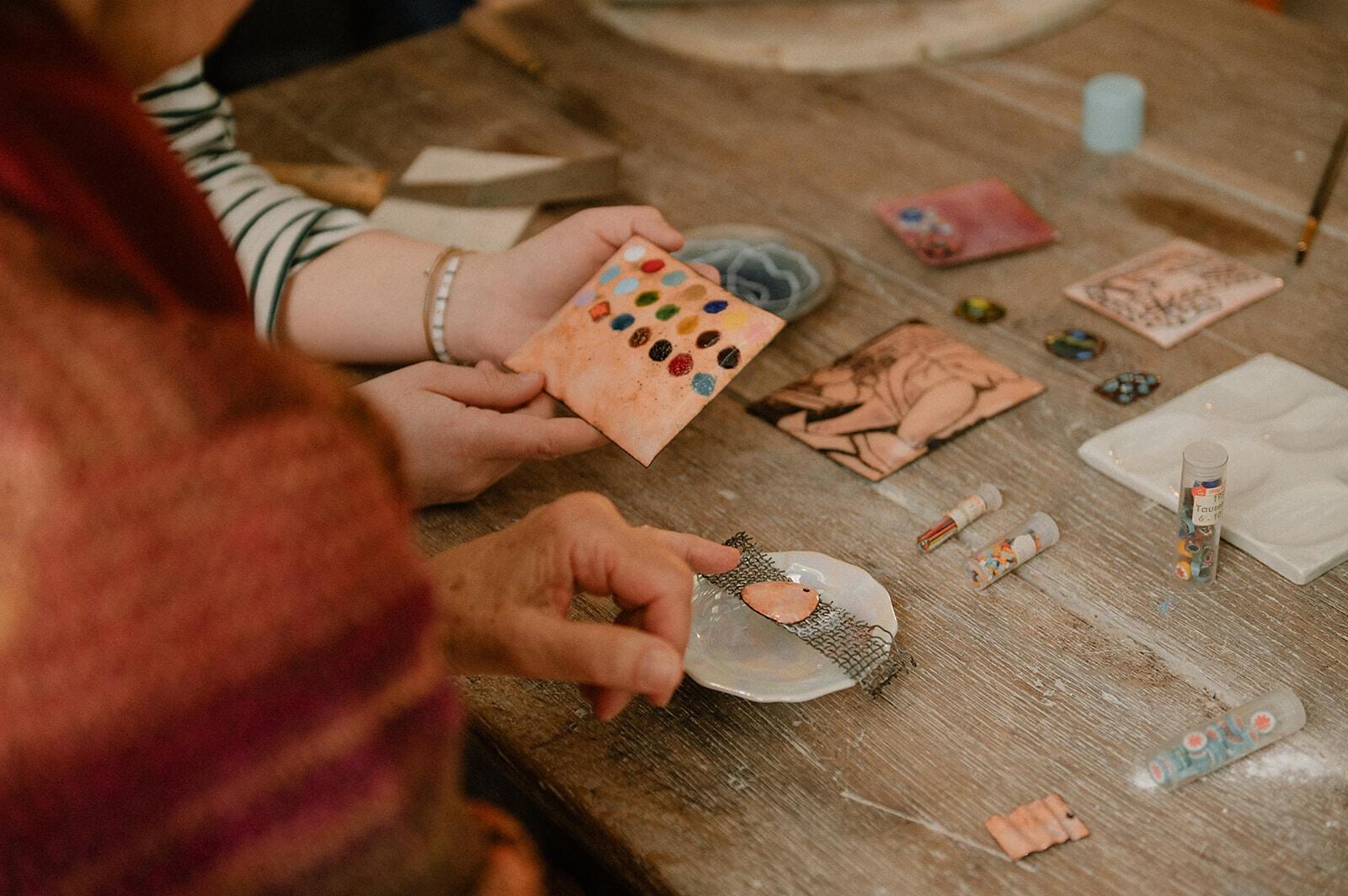 Découvrez l’émail sur cuivre