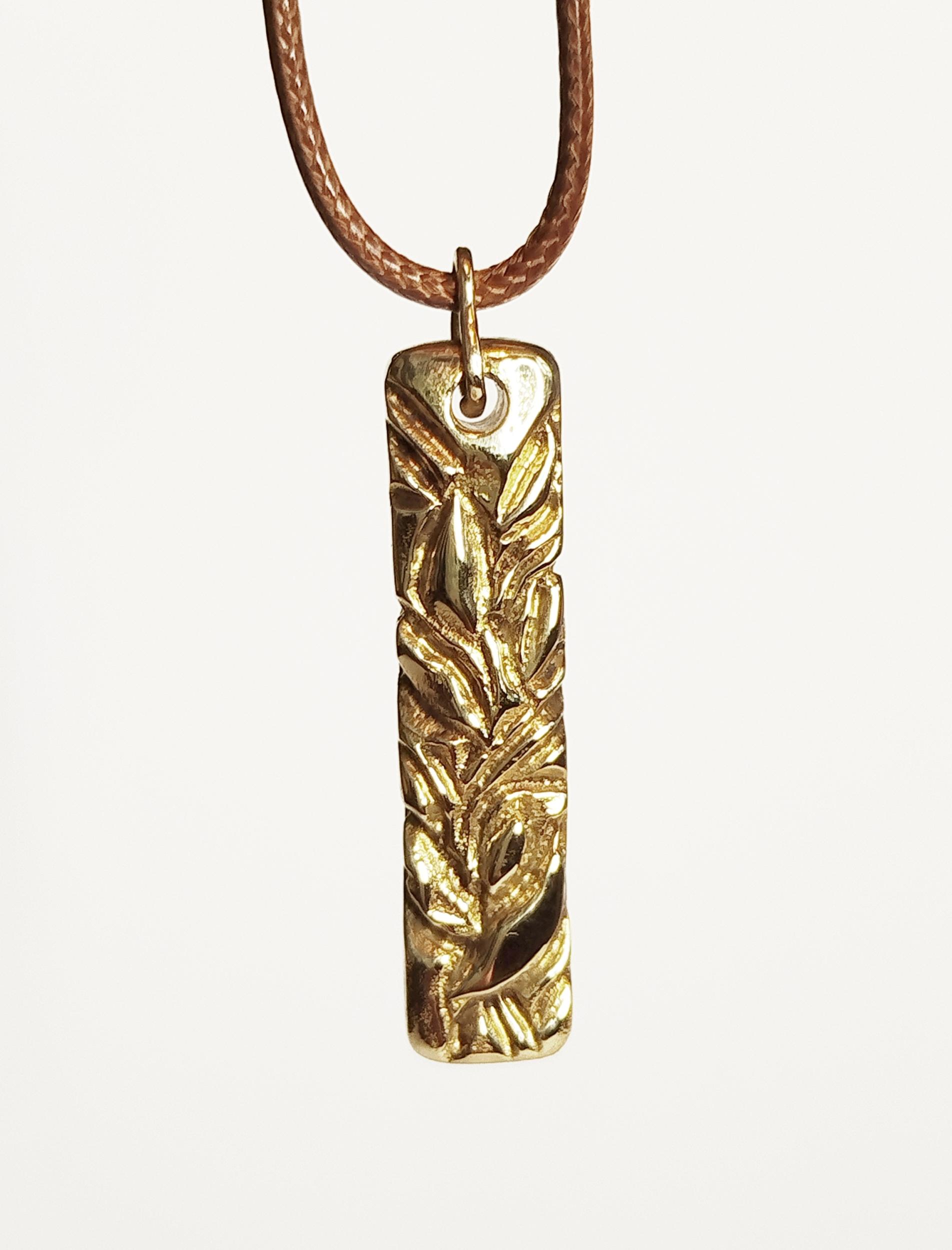 Wecandoo - Réalisez votre pendentif en bronze en fonte au sable avec Charlotte - Image n°1