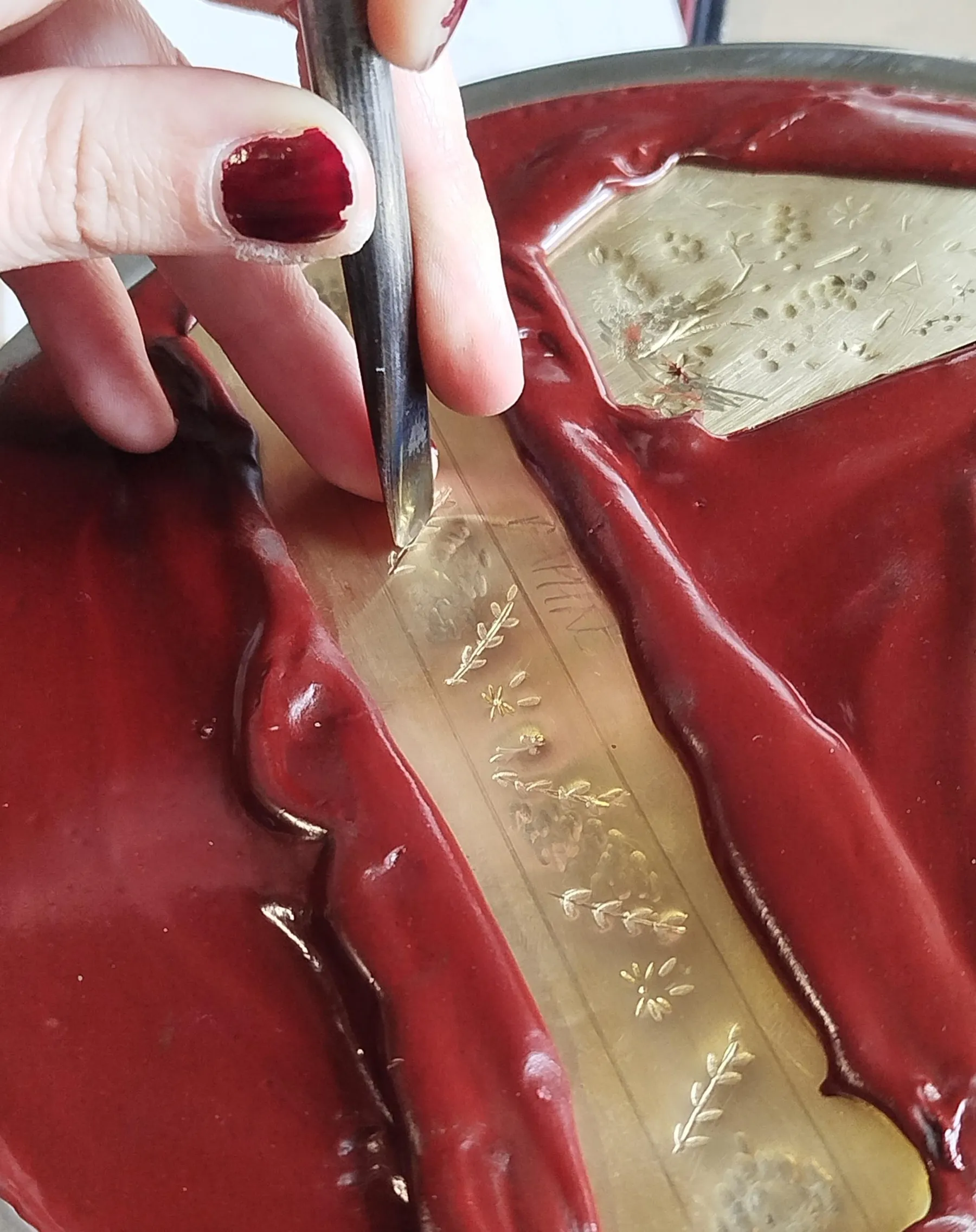 Réalisez votre bijou ciselé avec Charlotte - Image n°5 - Wecandoo