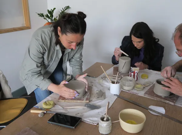 Modelez et décorez votre pièce en céramique avec Clara - Image n°4 - Wecandoo