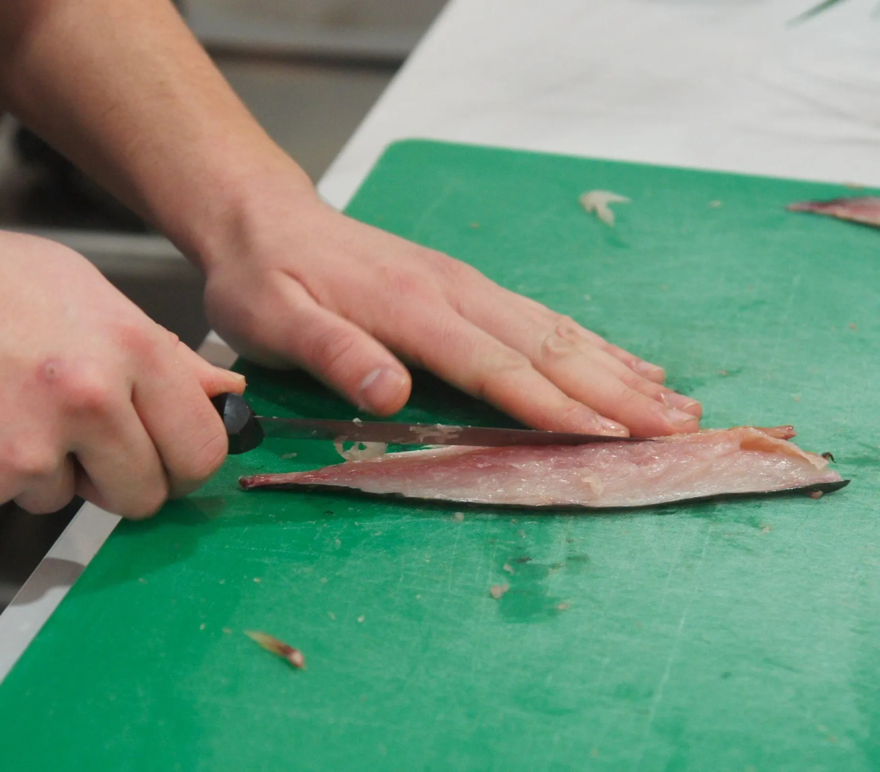 Initiez-vous à la cuisine du poisson avec Julie et Victor - Afbeelding nr. 3 - Wecandoo