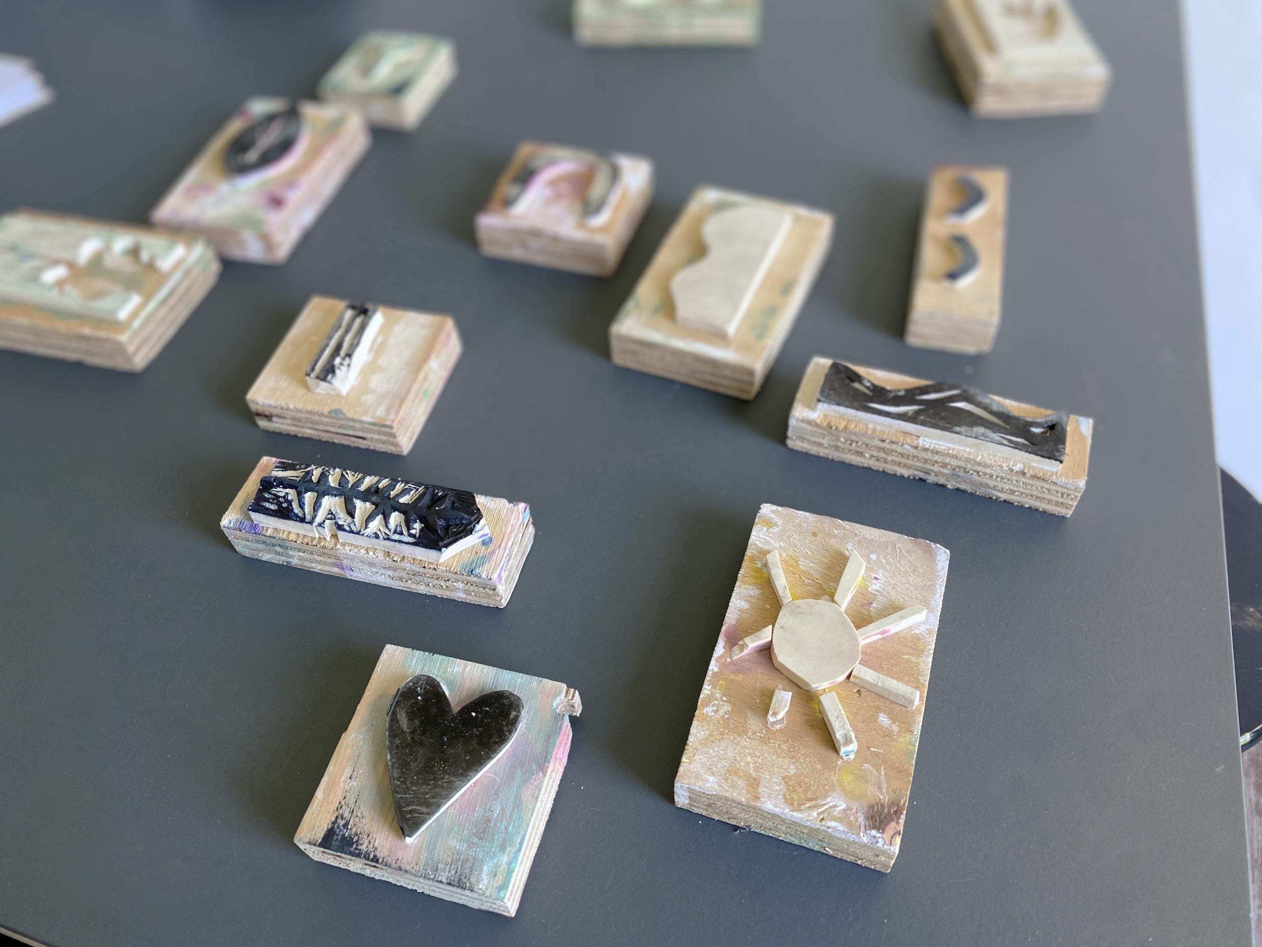 Réalisez vos tampons en linogravure à Caen