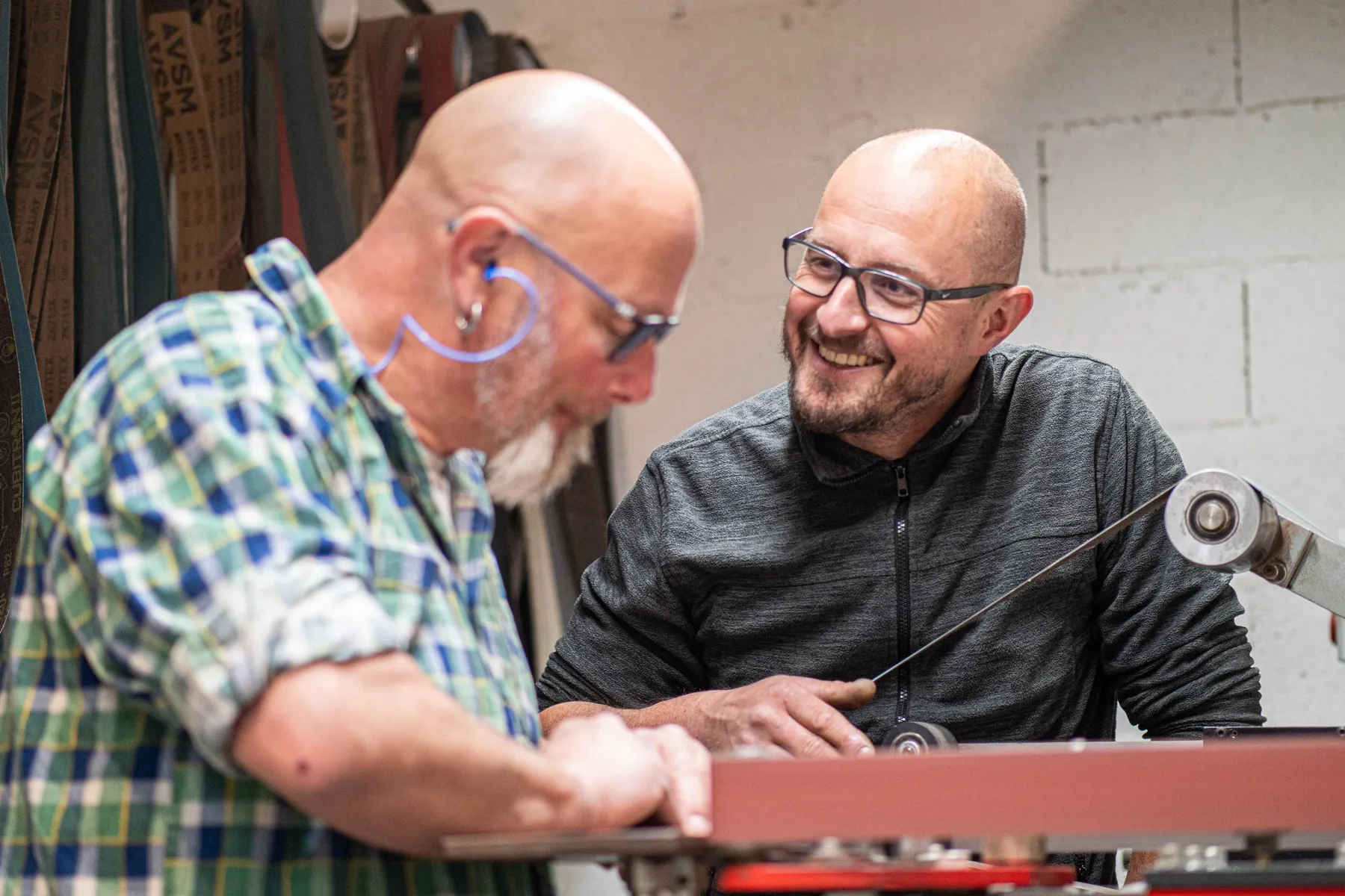 Montez et assemblez votre couteau pliant avec Ludovic - Image n°2 - Wecandoo