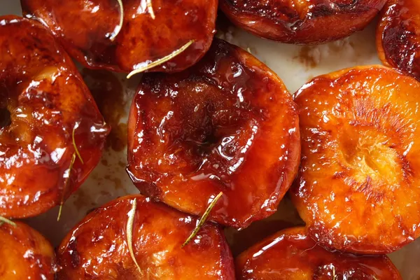 Initiez-vous à la pâtisserie en équipe avec Camille, Laure-Emmanuelle et Karell - Image n°5 - Wecandoo