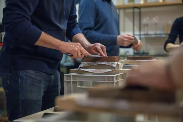 Initiez-vous à l'affûtage sur pierre avec Marina - Image n°1 - Wecandoo