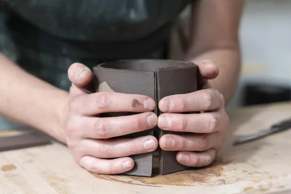 Initiez-vous à la technique de la terre mêlée avec Lucie - Afbeelding nr. 3 - Wecandoo