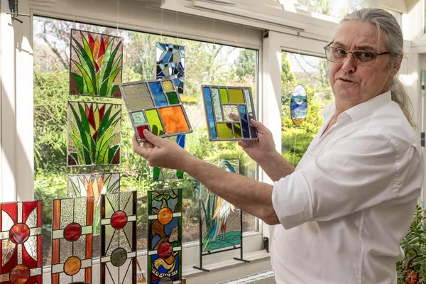 Réalisez votre fenêtre en vitrail avec Alain - 5J - Afbeelding nr. 3 - Wecandoo