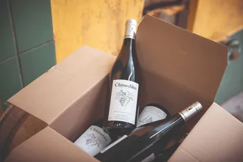 Mettez le vin en bouteille