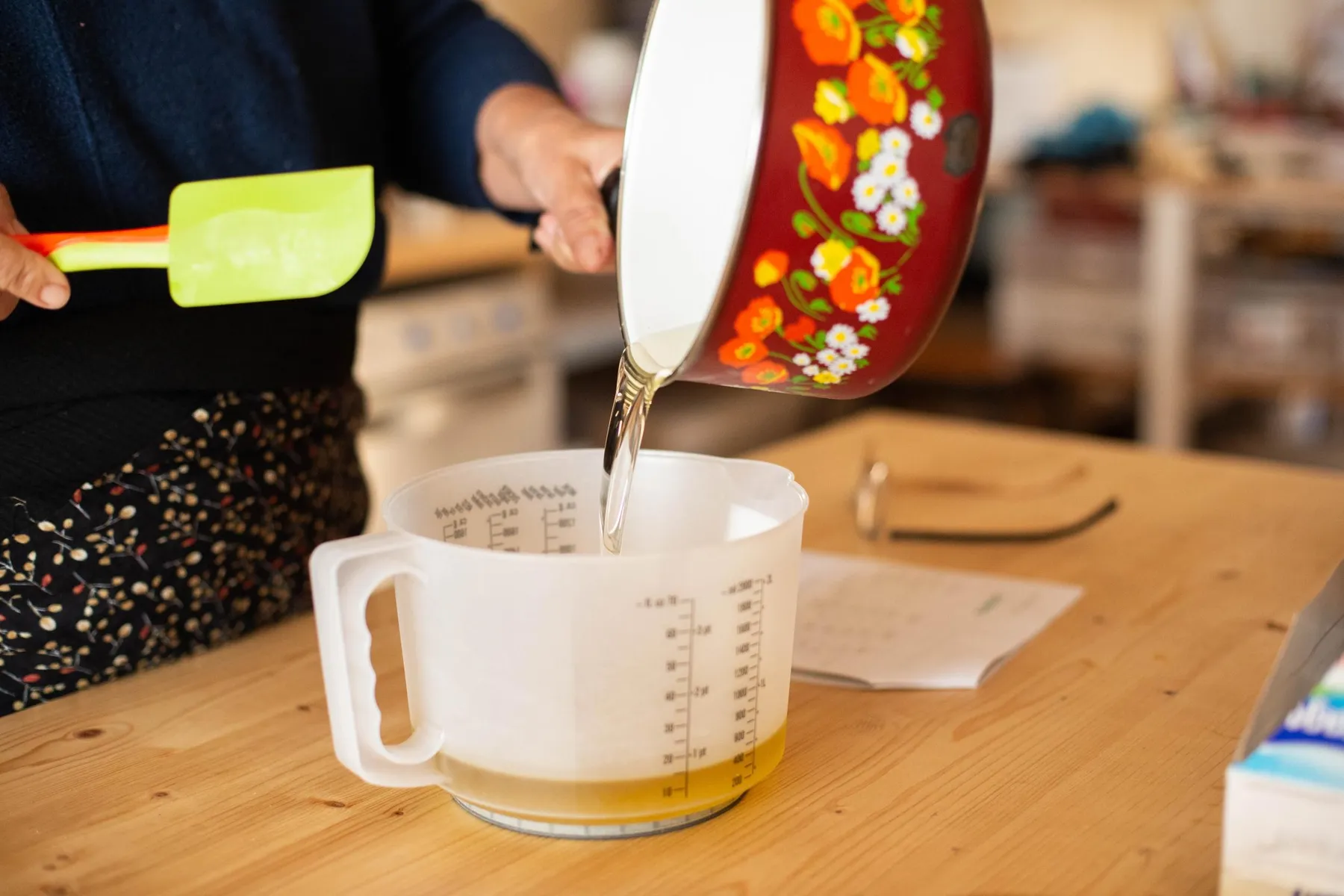 Créez vos savons naturels personnalisés avec Élise - Image n°1 - Wecandoo