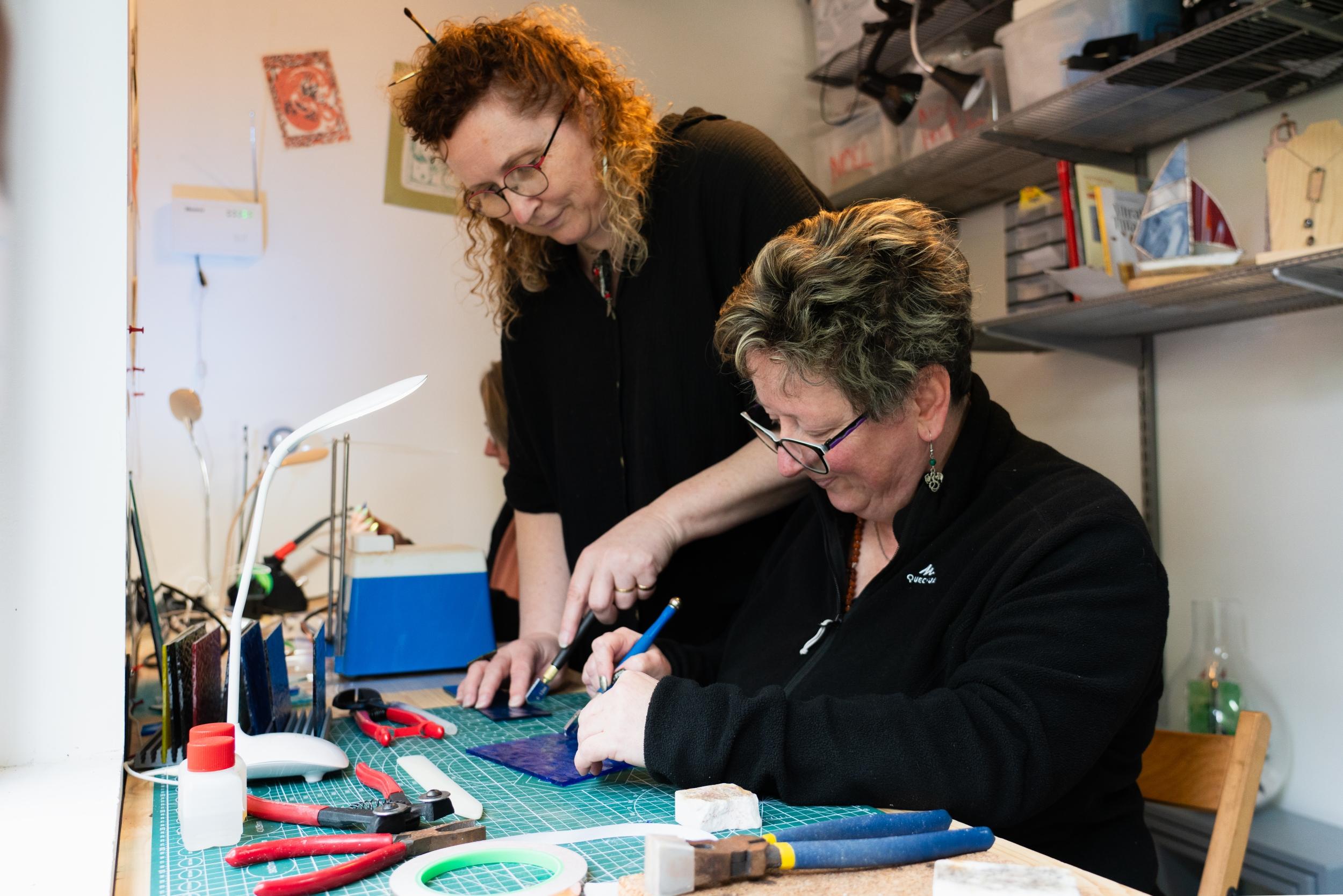 Wecandoo - Initiez-vous au vitrail Tiffany avec Marie-Claude - Image n°2