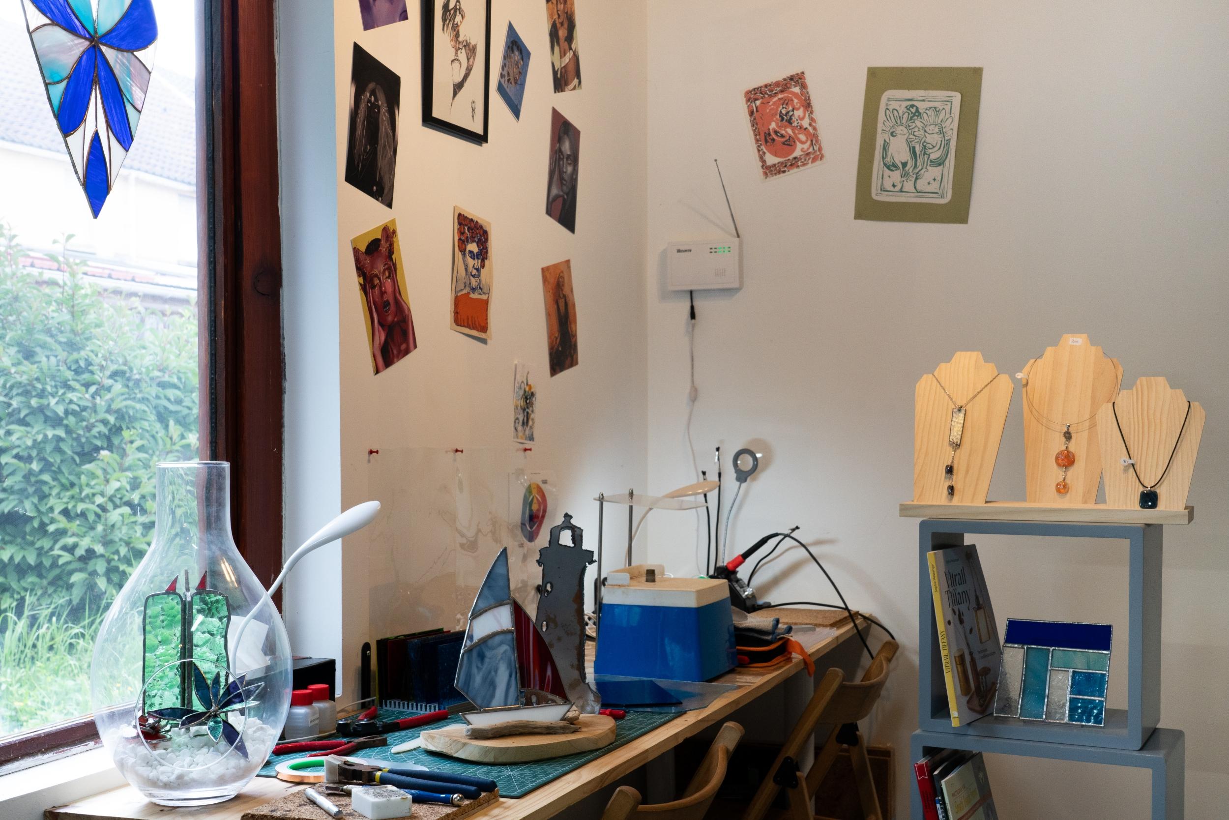 Wecandoo - Réalisez vos bijoux en vitrail avec Marie-Claude - Image n°7