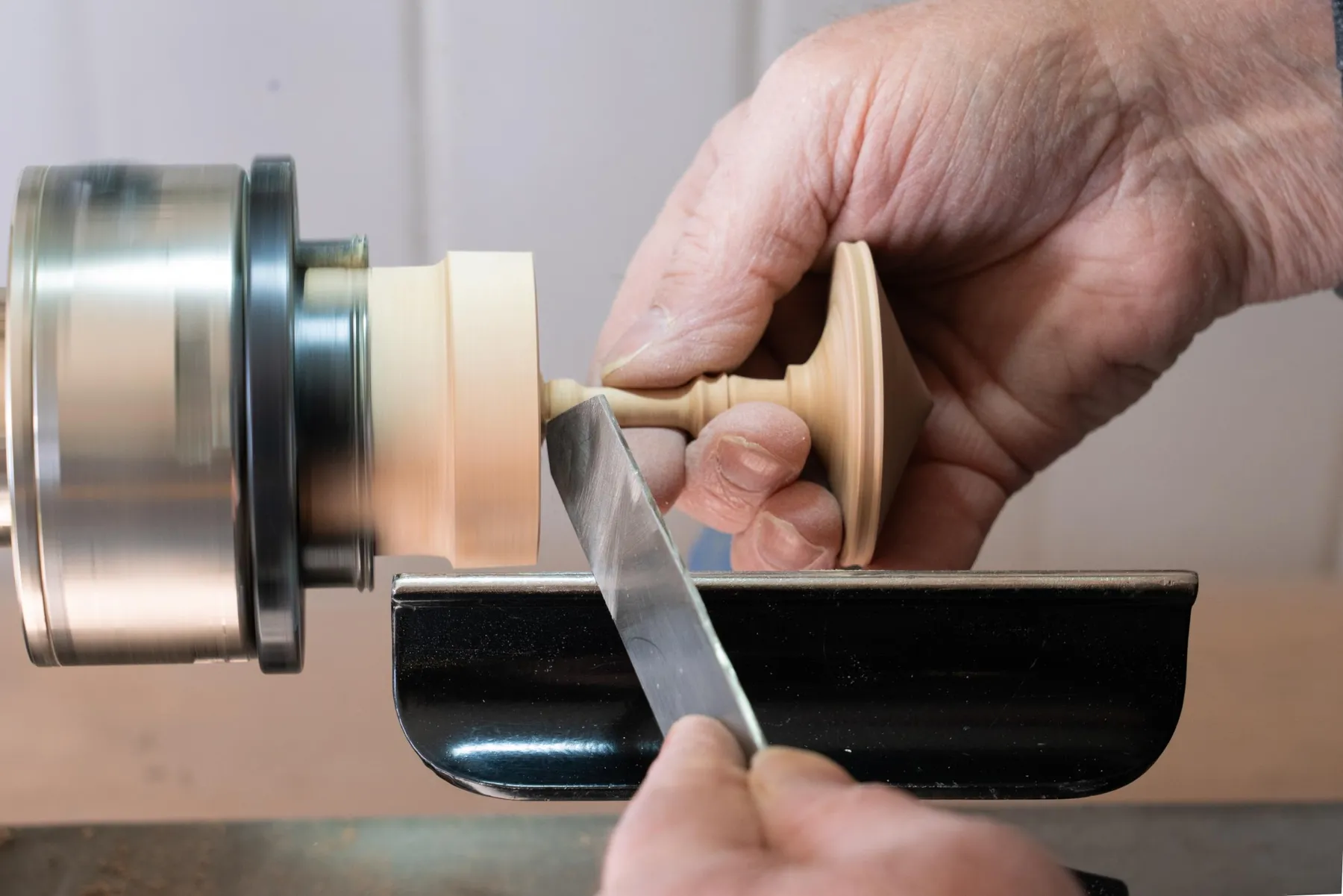 Découvrez le tournage sur bois avec Fabrice - Image n°3 - Wecandoo