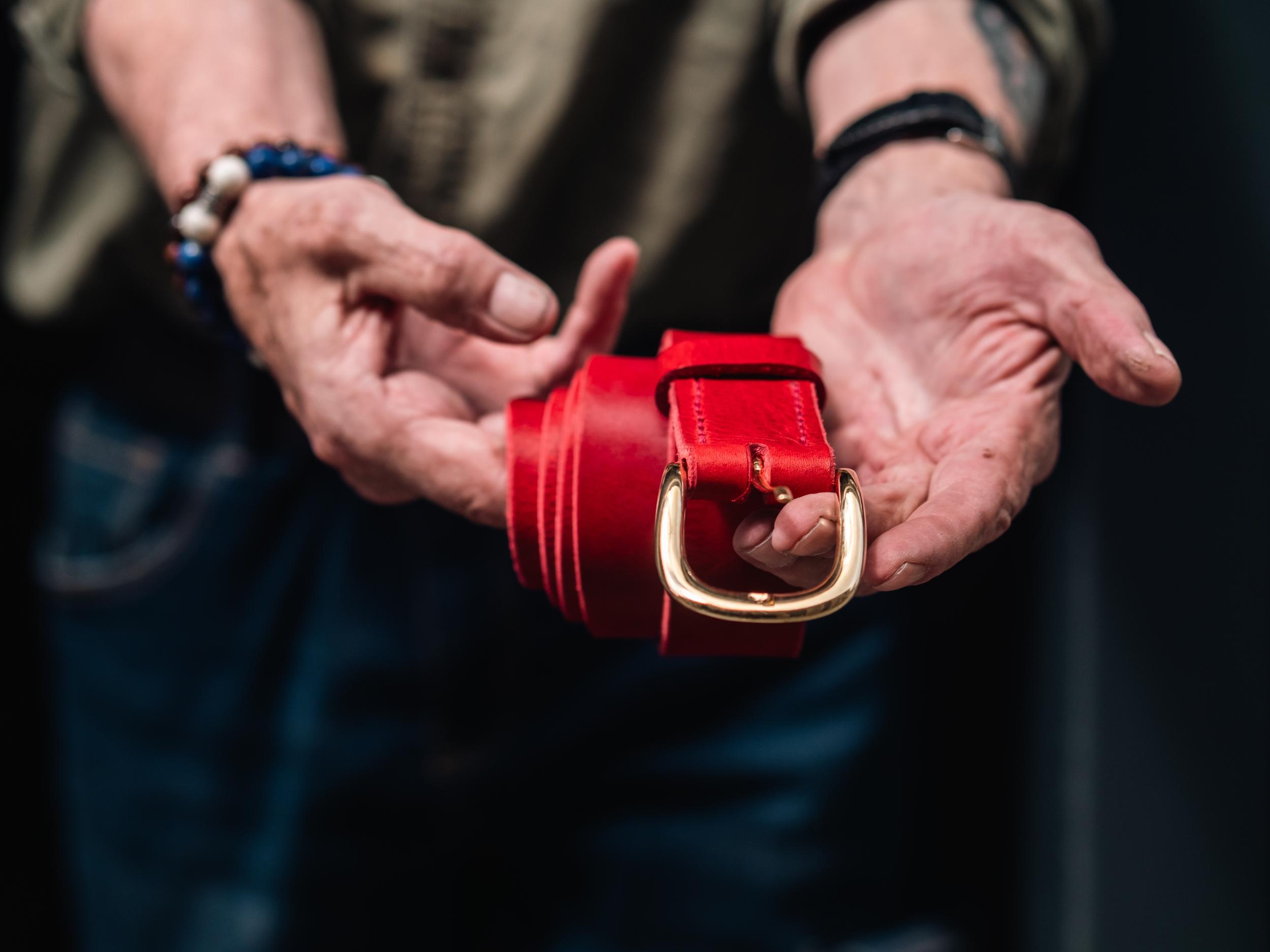 Réalisez votre ceinture en point sellier à Finistère