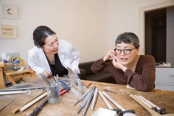 Réalisez vos boucles d'oreilles en perles avec Miho - Image n°5 - Wecandoo