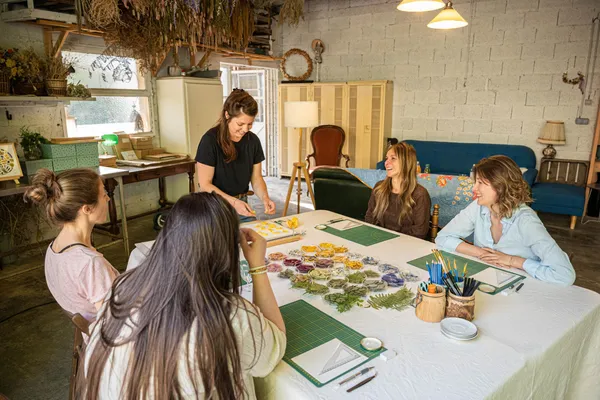 Composez votre herbier fleuri avec Amélie - Image n°2 - Wecandoo