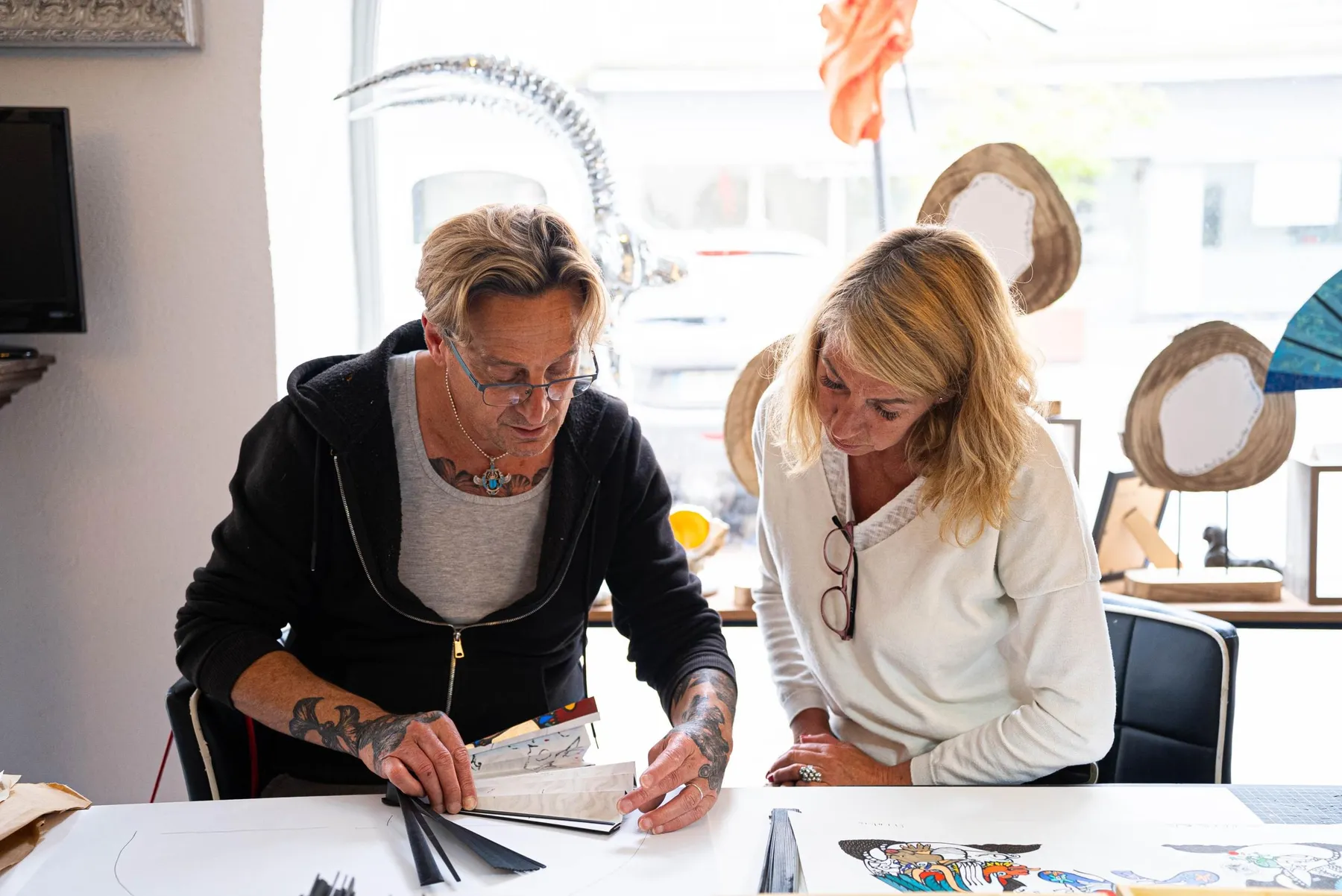 Montez et assemblez votre propre éventail avec Frederick - Image n°2 - Wecandoo