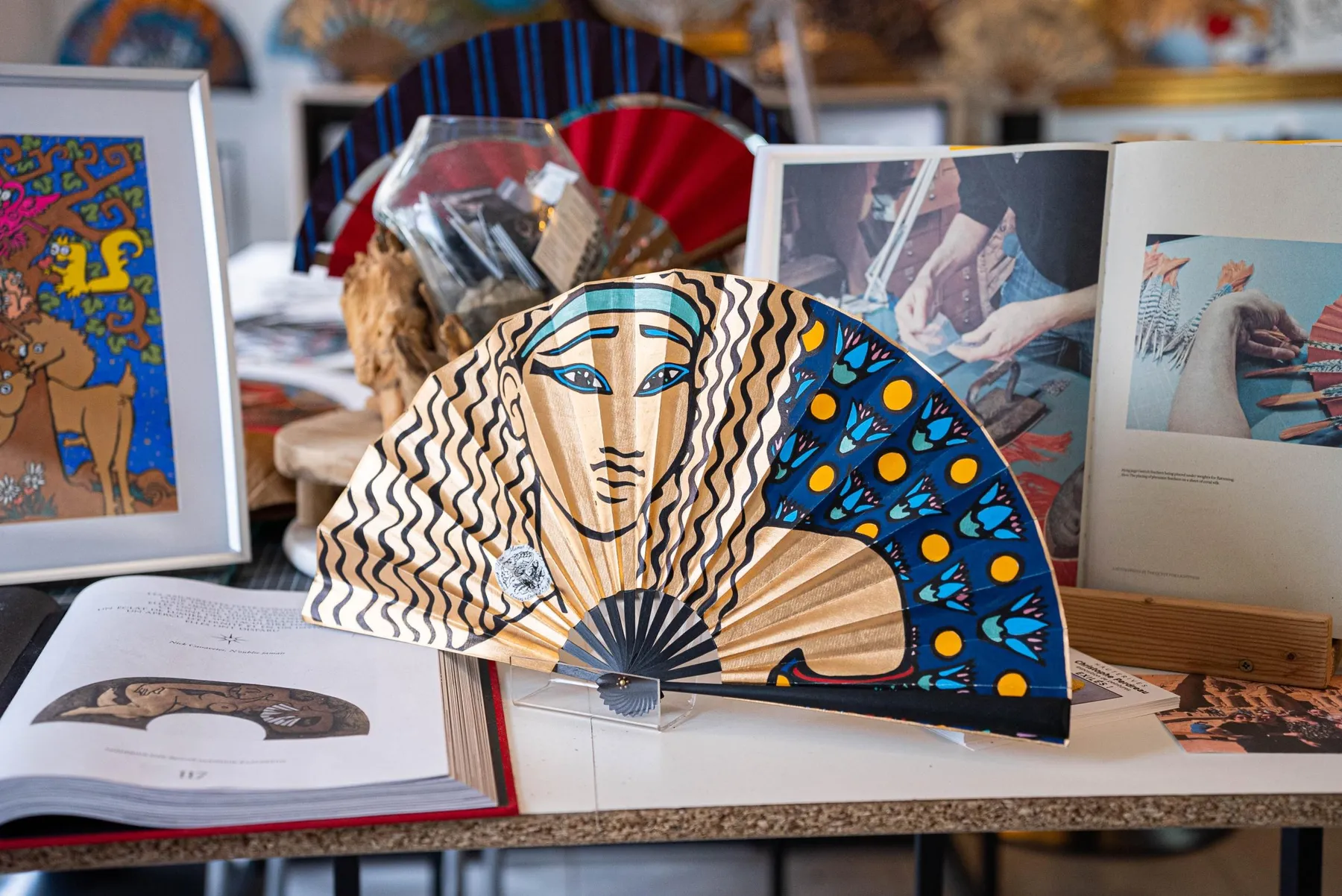 Personnalisez votre éventail avec Frederick - Image n°4 - Wecandoo