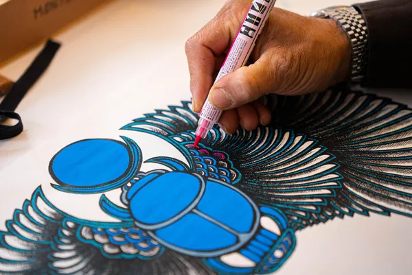 Personnalisez votre éventail avec Frederick - Image n°1 - Wecandoo