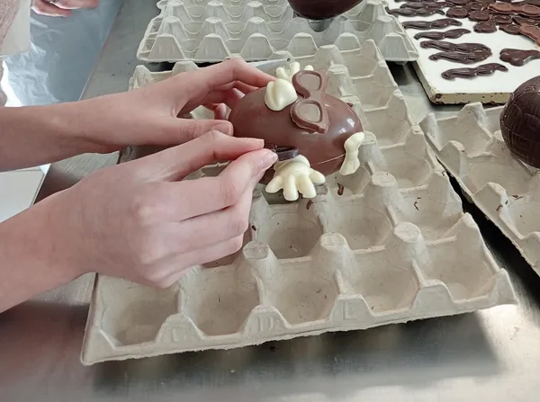 Fabriquez votre personnage en chocolat avec Laurence et Emmanuel - Image n°5 - Wecandoo