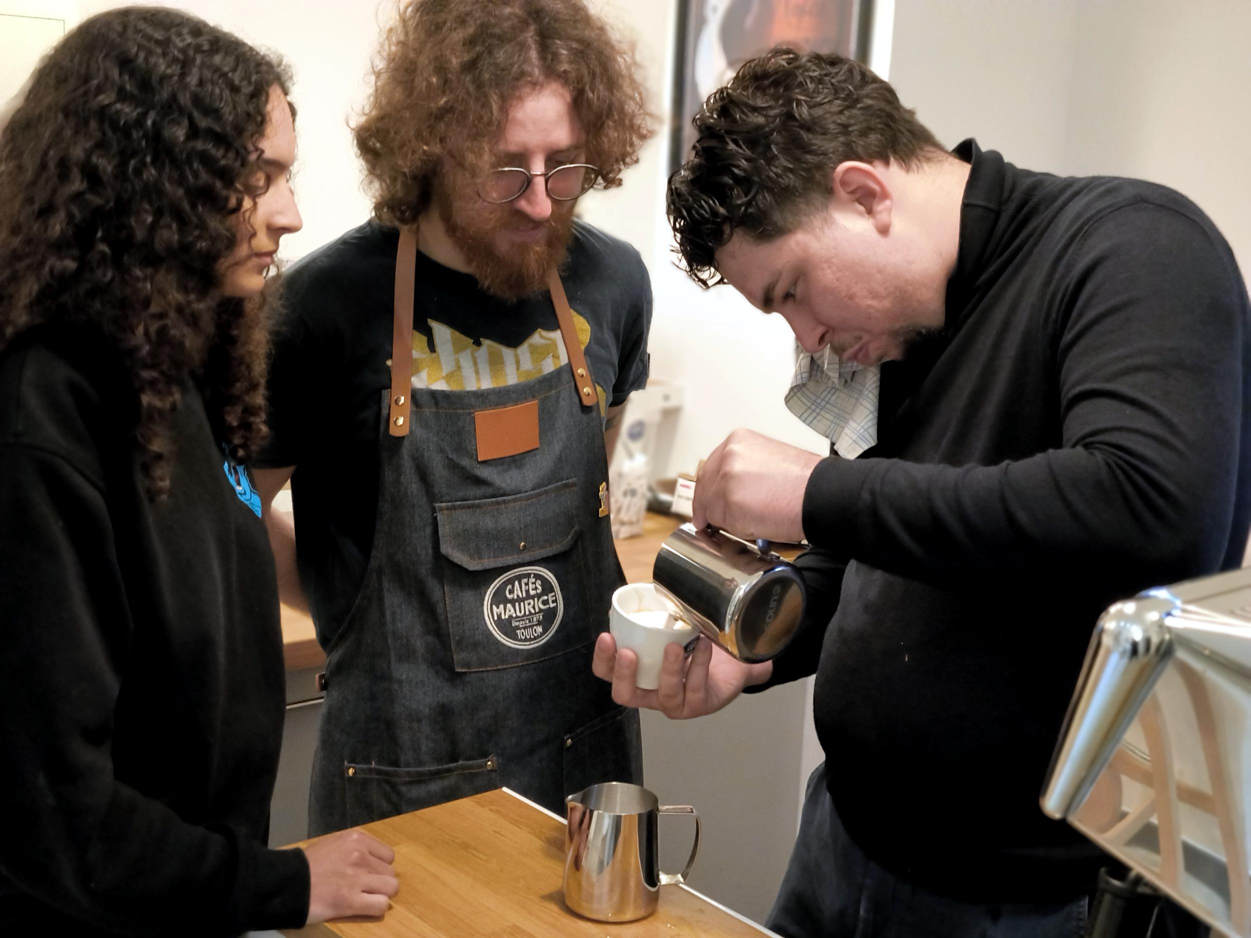 Initiez-vous au latte art avec Baptiste - Image n°6 - Wecandoo