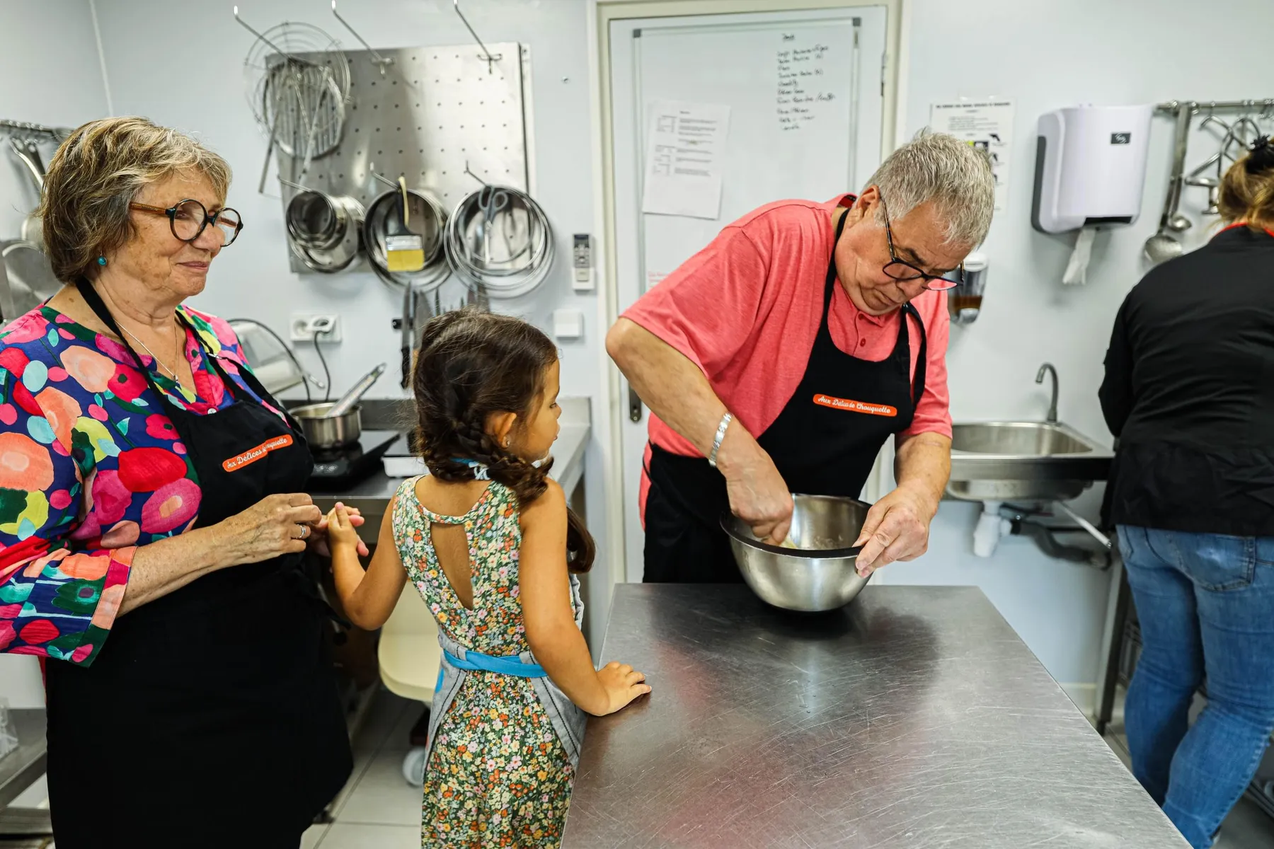 Réalisez votre pâtisserie aux fruits de saison avec Claire - Image n°3 - Wecandoo